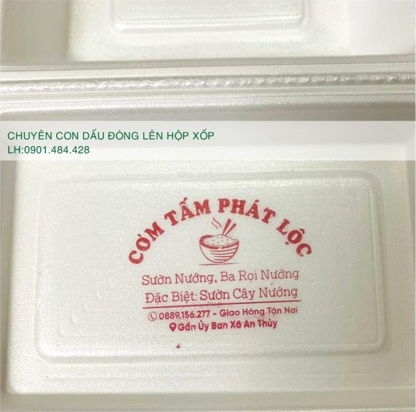 con dấu đóng lên hộp xốp