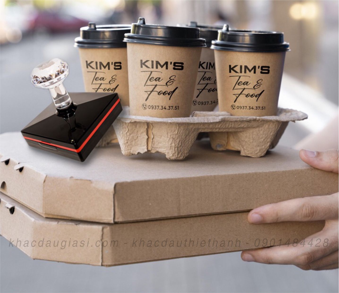 con dấu in lên ly