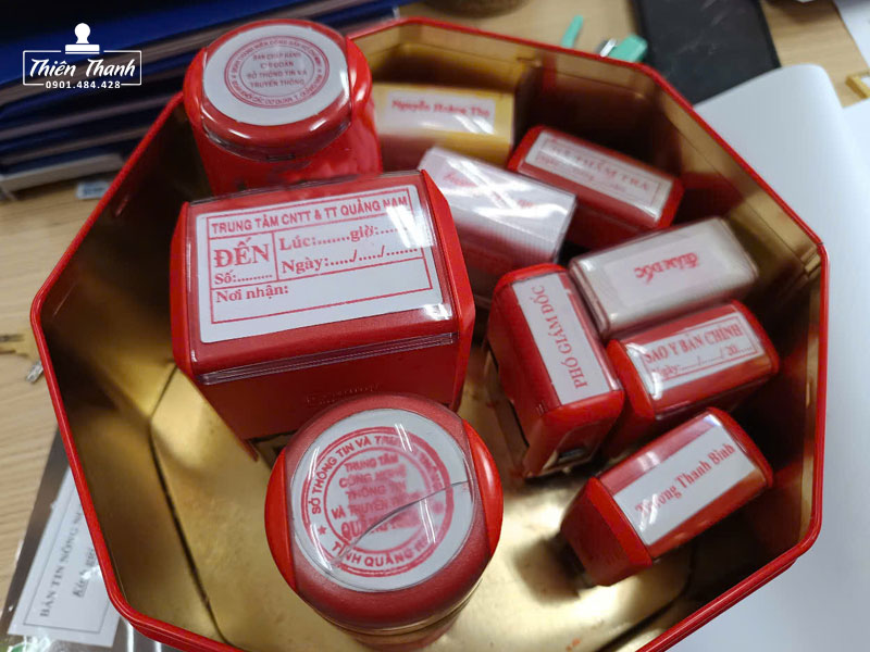 Quy chế sử dụng con dấu: Những điều doanh nghiệp cần biết 2 tim-hieu-ve-con-dau-khacdaugiasi